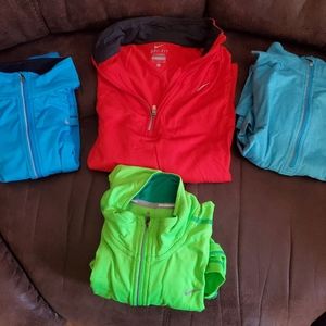 Lot of 4 Nike Half Zip- sz Small